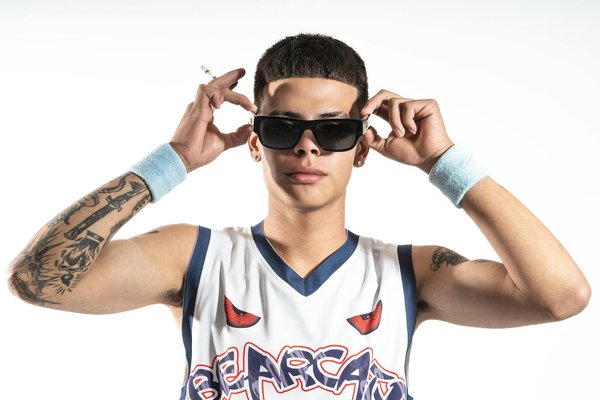 How can UK fashion trends support women's mental health?